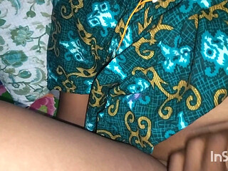 Padosi ko room mein bulakar choda