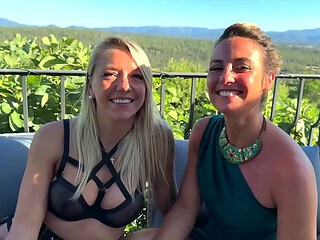 Pam et Ashley, tr&egrave_s coquines avec une bite