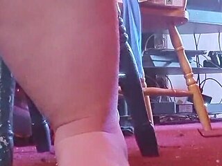 Barefoot Sewing with an Old Bakelite Pedal