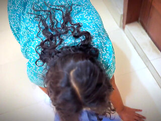 Hairy Pussy Hot Muslim Maid Stuck Under Bed & Show Her Dirty Big Ass Then I Masturbate Watching This