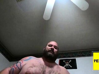 Fat Daddy Bear Takes it Like a Pro