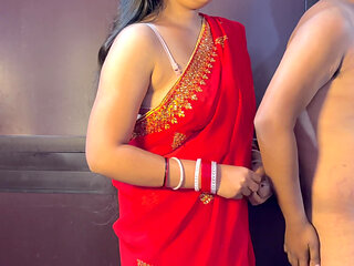 Stepmom Fucked by Horny Stepson While Doing Makeup for a Party