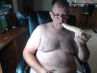 Daddy cums on cam