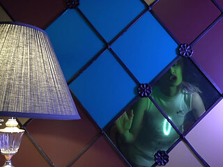 Kiss Your Stepmother as if She Was Your Girlfriend