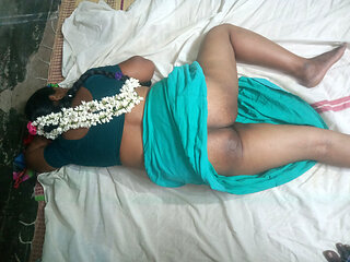 Desi awasome beauty aunty fuck in village