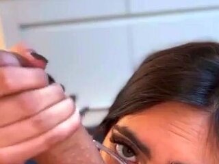 Bitch gives wam blowjob and handjob in pov scene