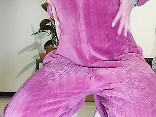 Erotic Video Call with Pregnant Camgirl!