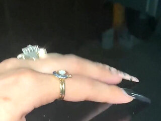 Who Eles Just Loves Long Nails!!! They so Sexy