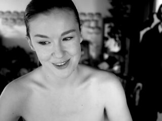 Teen Brunette Intense Orgasm At