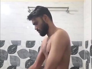 Full Video of Indian Desi Girl Sex with Her Boyfriend in Bathroom
