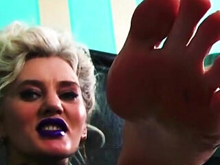 Sweat Slave Humiliatrix