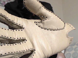 Beige Leather Gloves with a Strong Leather Scent on Your Face, Lady Victoria Valente