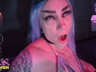 Cumming All Over the Kinky Rave Girl Live! Part 1