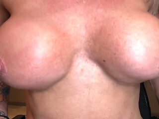 Submit to Kandys Pec Bouncing Tits JOI