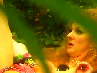 Cheating wife gets fucked on vacation