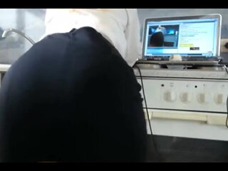 Slut Sexydea Fingering Herself on Live Webcam