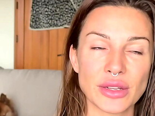 5 REASONS WHY GIRLS DON'_T CUM