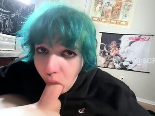 Amateur blonde pov blow