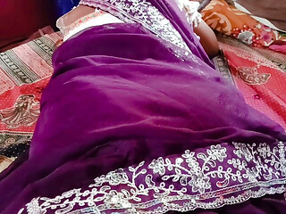 Indian hots Aunty Desi Dolly singh bhabhi ki Chudai full Hd video Hots Boobs wali Bangali bhabhi Dolly singh Desi village bedroom sex video