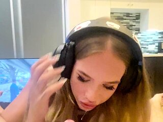 Amateur brunette fucks two big cocks