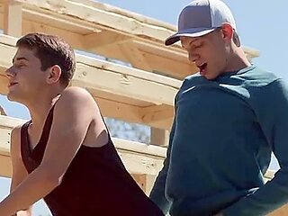 Naughty Twinks Have Raw Sex Outdoors