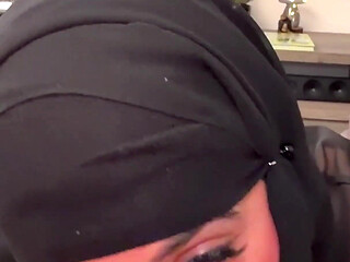 Hijabi Girl Sucks a White Cock Whilst Her Parents Are Upstairs