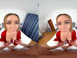 Close up MILF masturbation