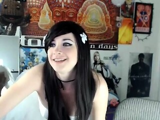 Brunette Solo Webcam Masturbation