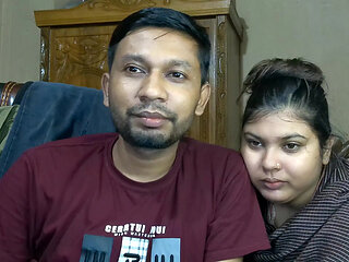 indian foreign couple youtube channel indian couple vlog channel romantic hindi couple vlog