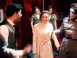 Cabaret Gang Bang Starring Daisy Marie, Brianna Love And Gem Sparkle