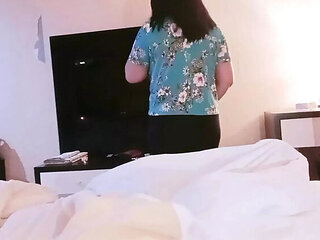 Hot Indonesian Stepmom Cheats on Husband with Young Lover - Creampie Fuck