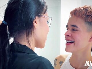 Do You Want Me To Help You? The Plumber Made Insinuates Herself On Me And Ended Up Sucking My Cliptoris