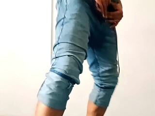 DANCING TO SENORITA