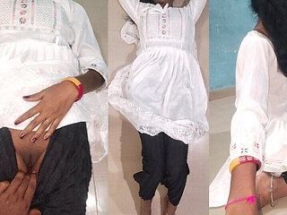 Indian Bhabhi Self with Video Desi Village Bhabhi Ki Butful Chahiye