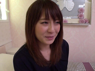 mature Wife Who Has Had an Affair, Towako 52 Years Old