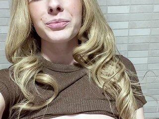Blonde Teen Solo Masturbating On Webcam