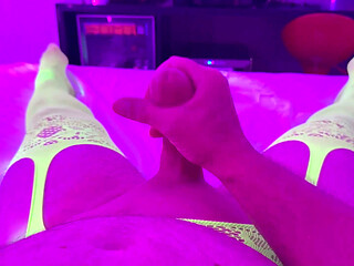 Jerking and Shooting a Nice Load