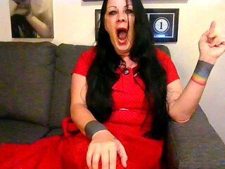 Sexy MILF Yawning