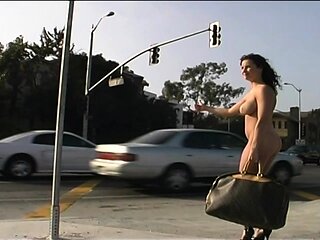 big boobs girl busty webcam nice