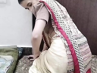 Teen age college girl ko paise dekar jabar dasti pela
