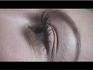 Close Up 3 - Arian & Emylia Argan