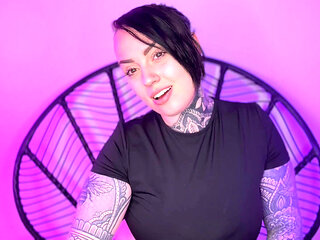 Giantess Humiliation