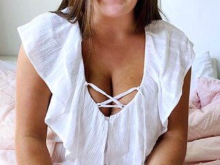 Young Amateur Girl Stripping and Masturbating Cam