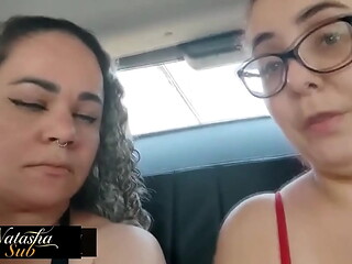 BRINCANDO NO CARRO
