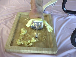 I Crush Bananas with My Beautiful Legs in High Heels