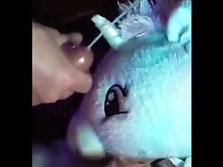 Booty shaking cock milking action with Max Shenanigans
