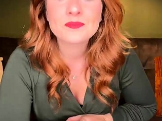 Hot redhead giving close up of her large cunt hole