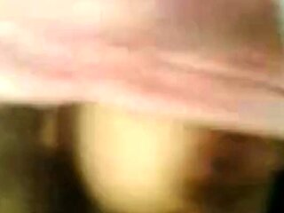 Big-Titted Malay Girl in Pink Tudung Gives Amateur Blowjob
