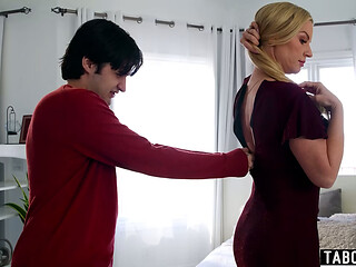 Mature stepmom Rachael Cavalli notices stepsons constant boner