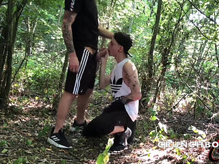 slut twink creamopied by anonymous outdoor park